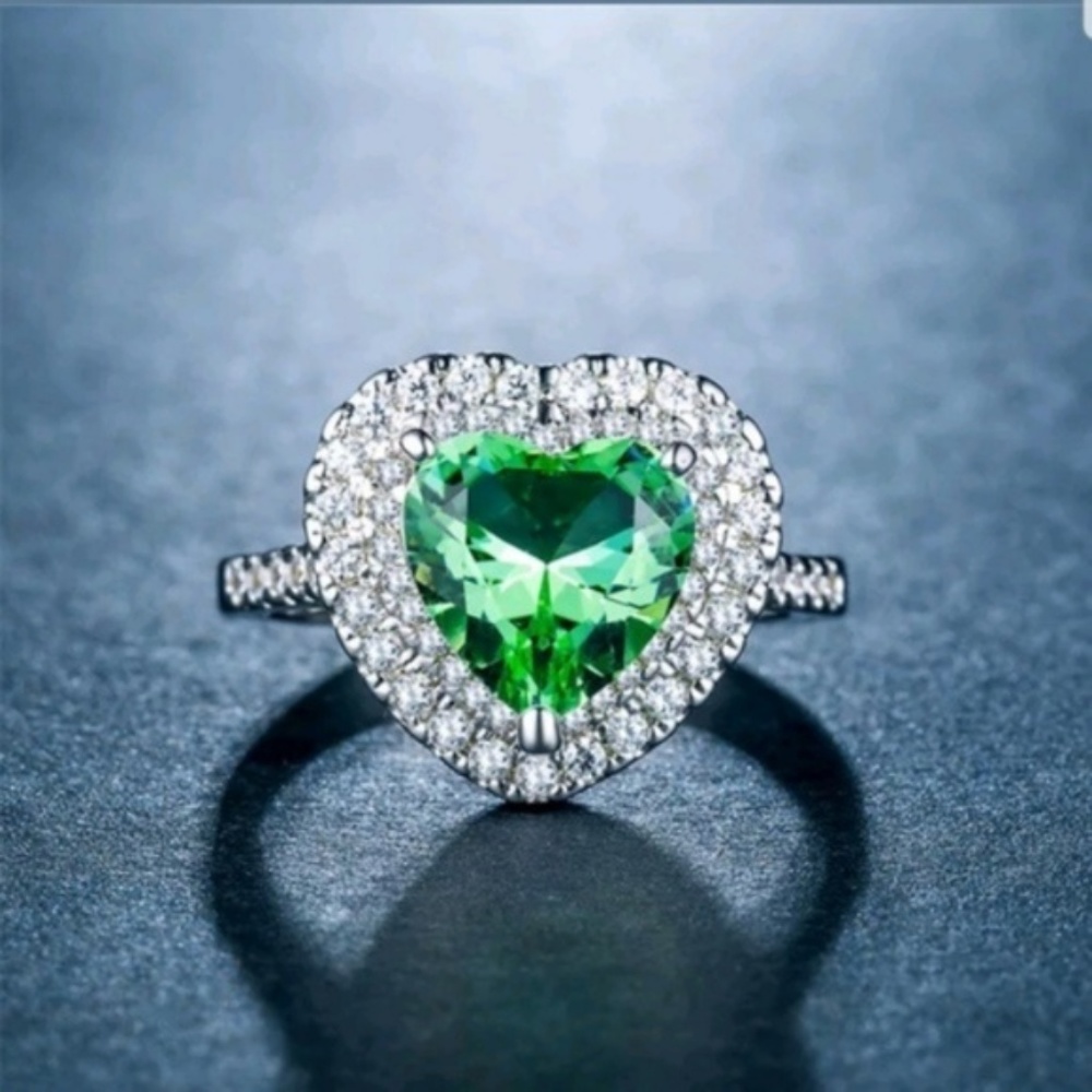 New 925 silver heart shaped green amethyst ring - Picture 3 of 4